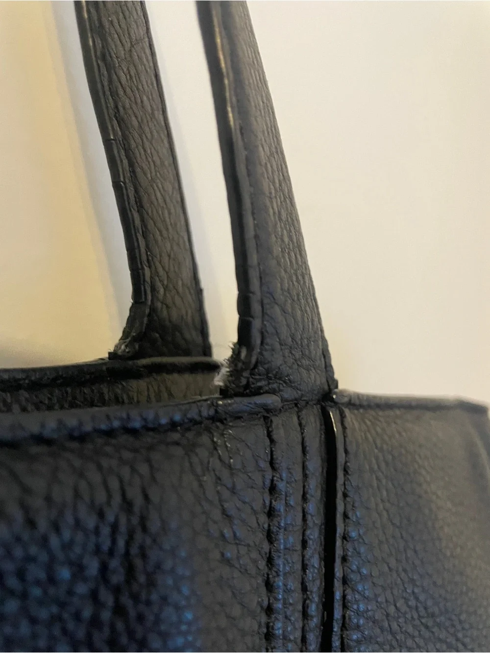 kate spade huge pebbled